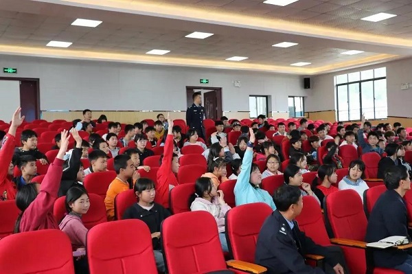 贵州省司法行政戒毒系统以法治教育为抓手 扎实开展“我为群众办实事”实践活动